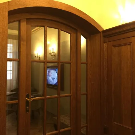 Daire Historic Royal